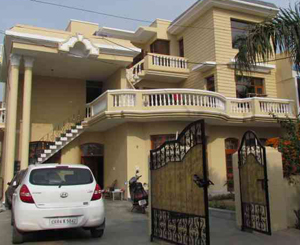 paying guest , pg in panchkula, pg for girls, pg rooms ,panchkula, pg girls, paying guest accomodation, pg for girls in panchkula, ,pg panchkula, pg in panchkula, paying guest panchkula front view